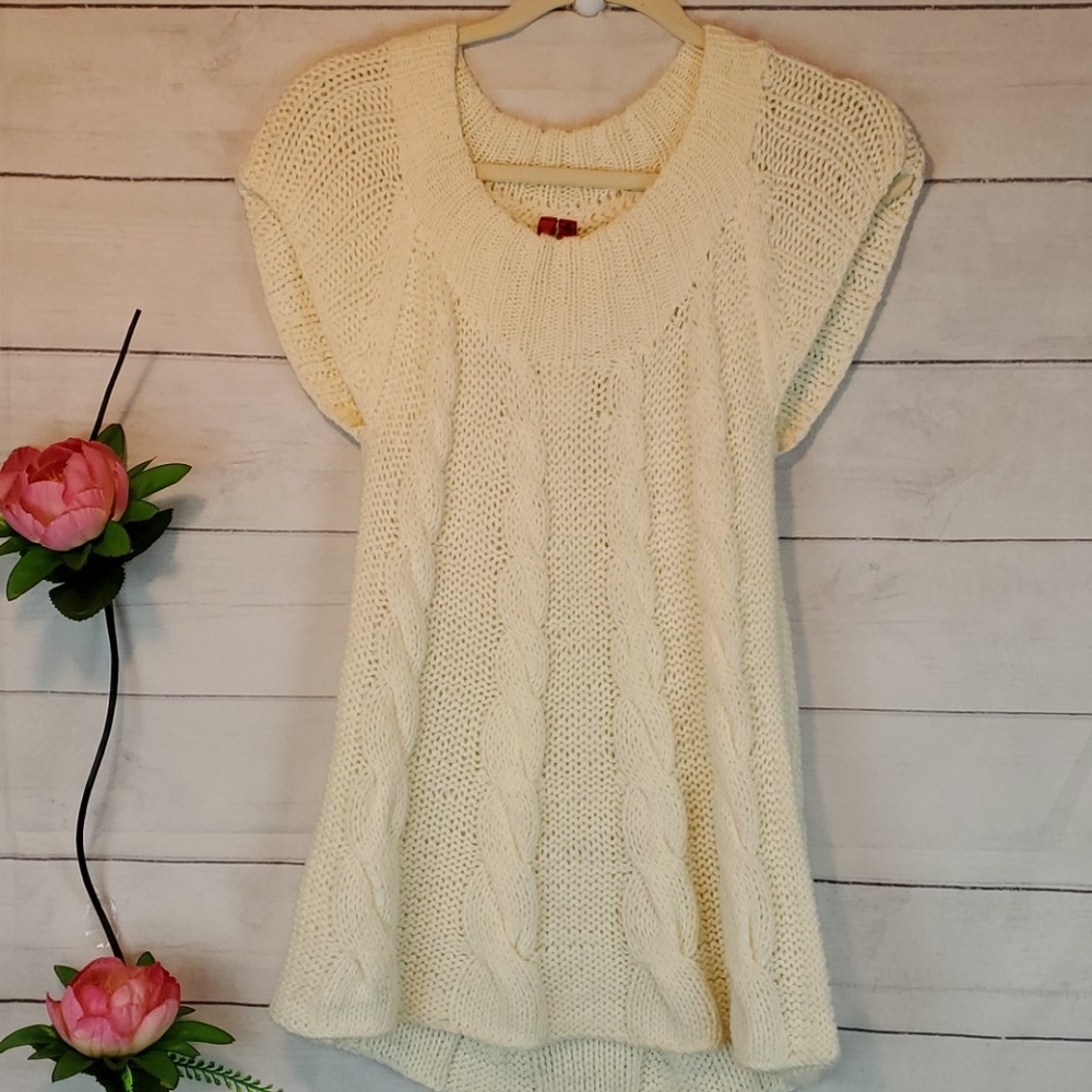 5/48 Beutiful Top XS size.